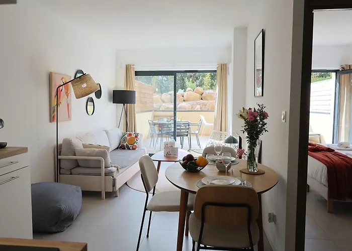 Filori - T2 Avec Piscine Chauffee Et Privee 아파트 *